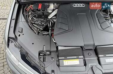 Внедорожник / Кроссовер Audi Q7 2019 в 