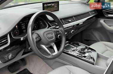 Внедорожник / Кроссовер Audi Q7 2019 в 