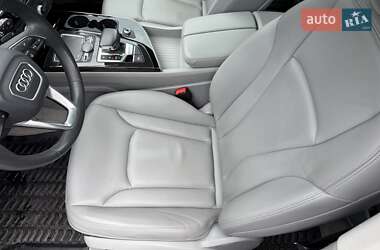 Внедорожник / Кроссовер Audi Q7 2019 в 