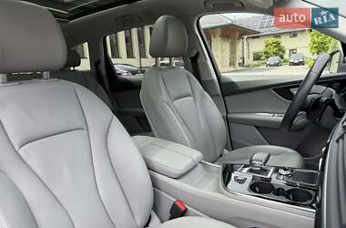 Внедорожник / Кроссовер Audi Q7 2019 в 