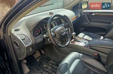 Позашляховик / Кросовер Audi Q7 2014 в 