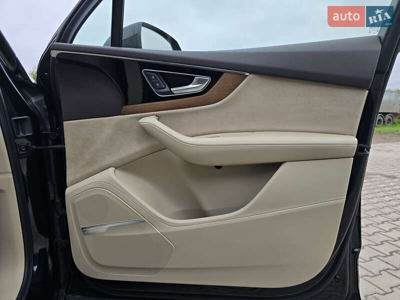 Внедорожник / Кроссовер Audi Q7 2018 в Ровно фото 53 Внедорожник / Кроссовер Audi Q7 2018 в Ровно