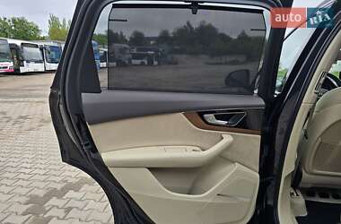 Внедорожник / Кроссовер Audi Q7 2018 в 