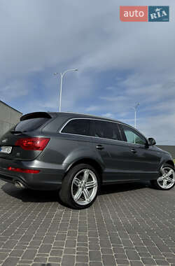 Внедорожник / Кроссовер Audi Q7 2013 в 