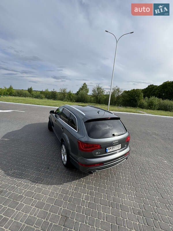 Внедорожник / Кроссовер Audi Q7 2013 в Житомире