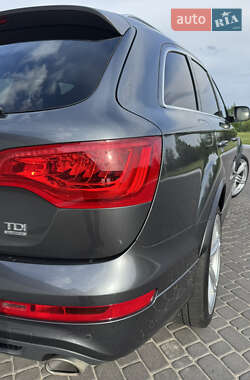 Внедорожник / Кроссовер Audi Q7 2013 в 