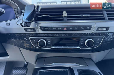Внедорожник / Кроссовер Audi Q7 2017 в 