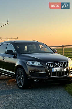 Внедорожник / Кроссовер Audi Q7 2009 в Черновцах