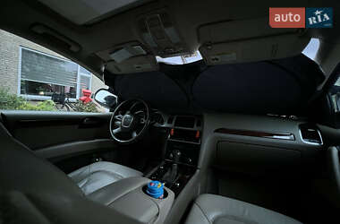 Внедорожник / Кроссовер Audi Q7 2009 в 