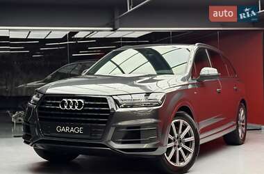 Внедорожник / Кроссовер Audi Q7 2019 в Киеве