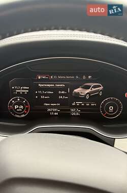 Внедорожник / Кроссовер Audi Q7 2017 в 