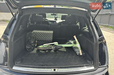 Внедорожник / Кроссовер Audi Q7 2009 в 