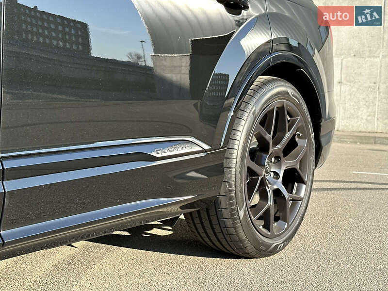 Внедорожник / Кроссовер Audi Q7 2025 в Киеве