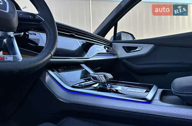 Внедорожник / Кроссовер Audi Q7 2025 в 