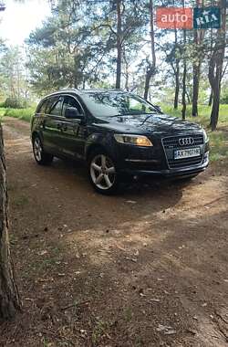 Внедорожник / Кроссовер Audi Q7 2008 в 