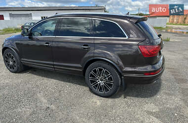 Внедорожник / Кроссовер Audi Q7 2011 в 