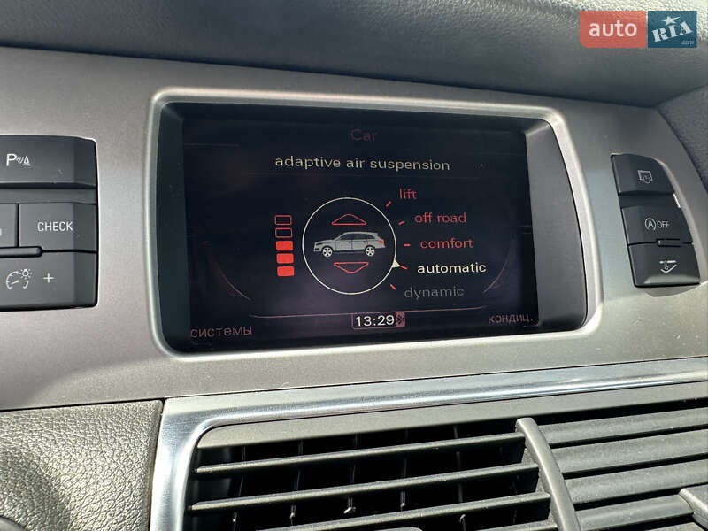 Позашляховик / Кросовер Audi Q7 2011 в Косові