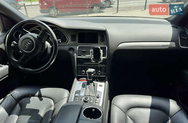Внедорожник / Кроссовер Audi Q7 2014 в 