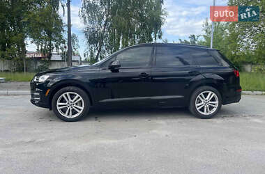 Позашляховик / Кросовер Audi Q7 2017 в 