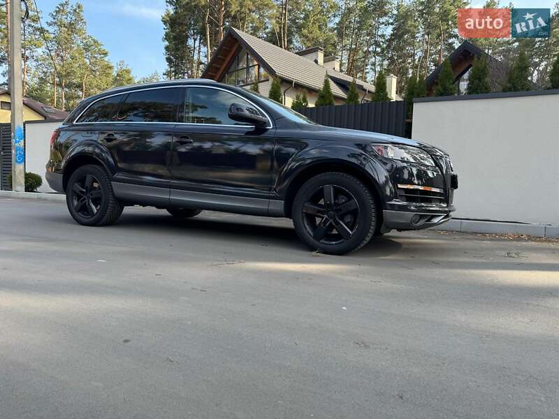 Позашляховик / Кросовер Audi Q7 2011 в Полтаві
