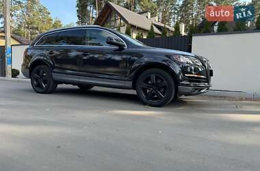Внедорожник / Кроссовер Audi Q7 2011 в 