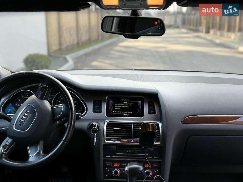 Позашляховик / Кросовер Audi Q7 2011 в Полтаві