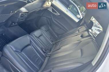 Внедорожник / Кроссовер Audi Q7 2017 в 