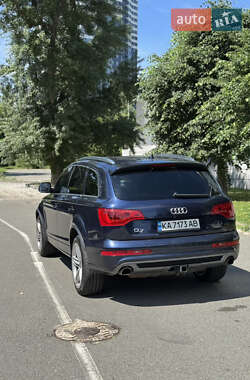 Внедорожник / Кроссовер Audi Q7 2012 в 