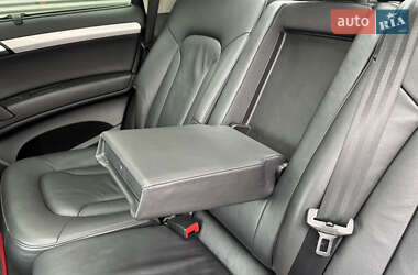 Внедорожник / Кроссовер Audi Q7 2008 в 