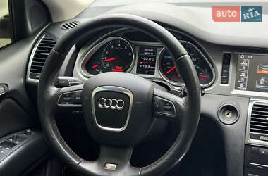 Внедорожник / Кроссовер Audi Q7 2008 в 