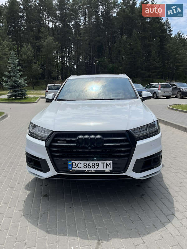 Внедорожник / Кроссовер Audi Q7 2017 в Львове