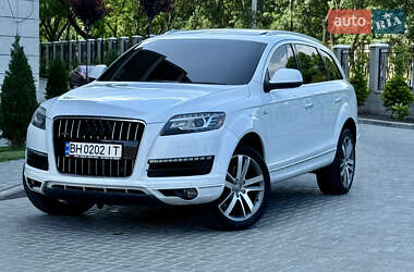 Позашляховик / Кросовер Audi Q7 2014 в 