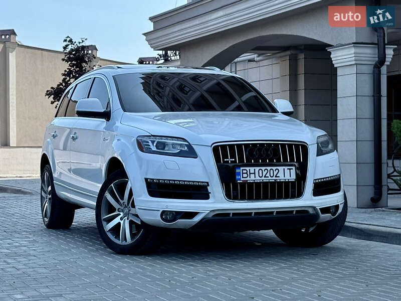 Позашляховик / Кросовер Audi Q7 2014 в 