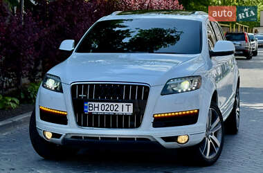 Позашляховик / Кросовер Audi Q7 2014 в 