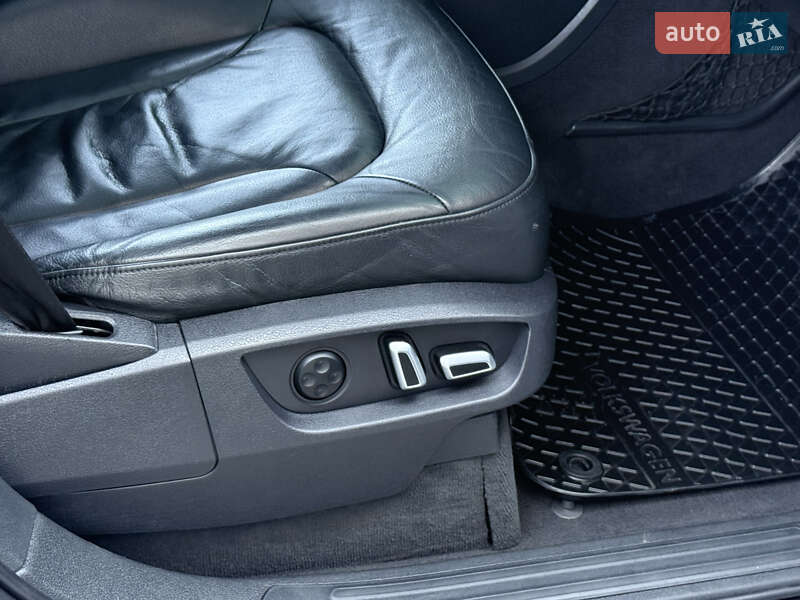 Внедорожник / Кроссовер Audi Q7 2014 в Одессе