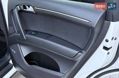 Позашляховик / Кросовер Audi Q7 2014 в 