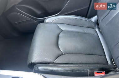 Внедорожник / Кроссовер Audi Q7 2015 в 