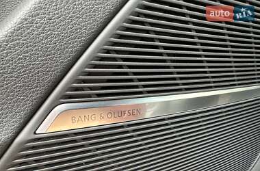 Внедорожник / Кроссовер Audi Q7 2024 в 