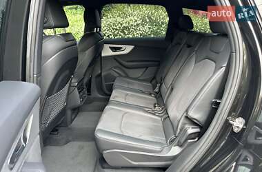 Внедорожник / Кроссовер Audi Q7 2024 в 