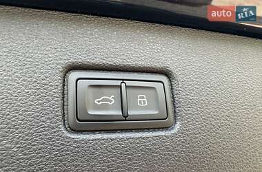 Внедорожник / Кроссовер Audi Q7 2024 в 