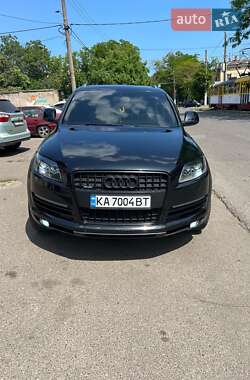 Внедорожник / Кроссовер Audi Q7 2006 в 