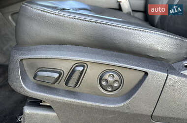 Позашляховик / Кросовер Audi Q7 2008 в 