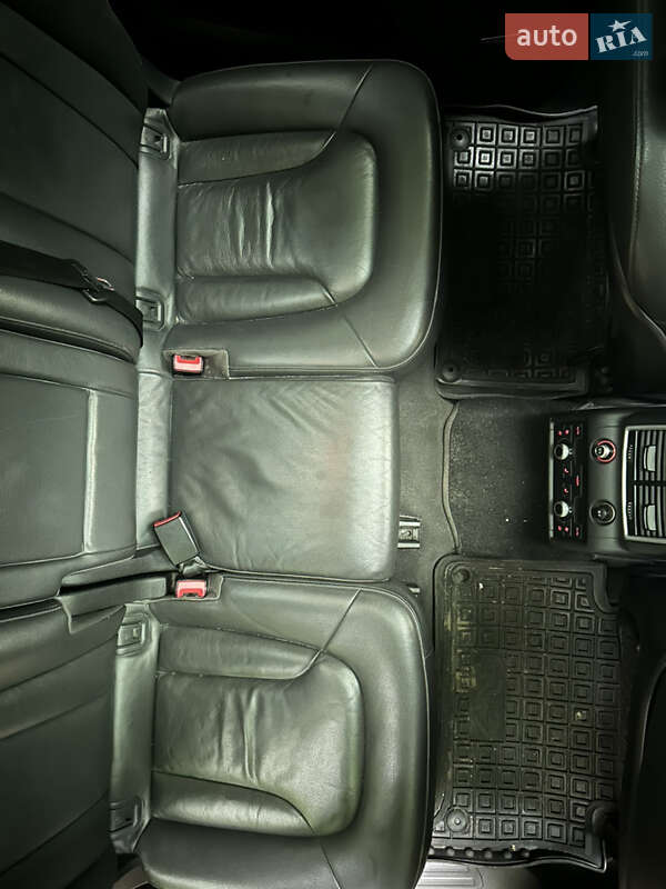 Позашляховик / Кросовер Audi Q7 2013 в Луцьку