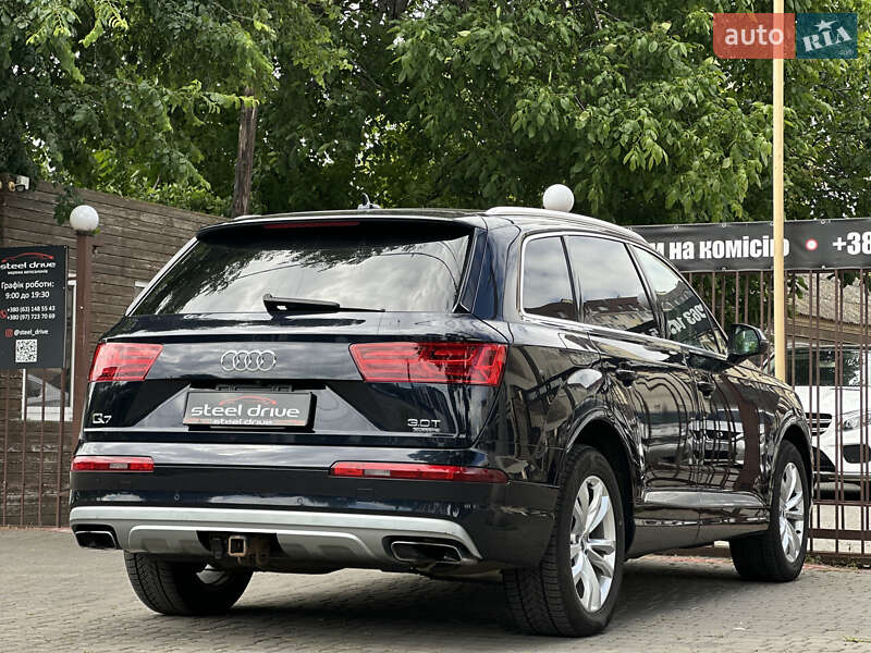 Внедорожник / Кроссовер Audi Q7 2017 в Одессе
