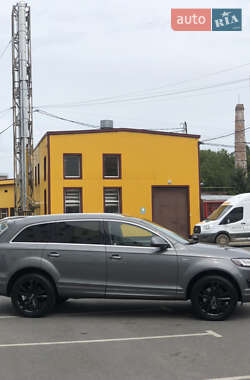 Внедорожник / Кроссовер Audi Q7 2015 в 