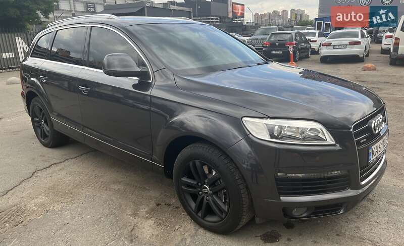 Позашляховик / Кросовер Audi Q7 2009 в Києві