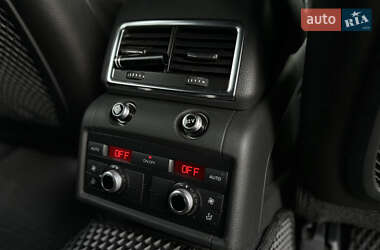 Позашляховик / Кросовер Audi Q7 2012 в 