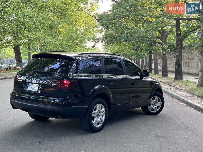 Позашляховик / Кросовер Audi Q7 2007 в Миколаєві