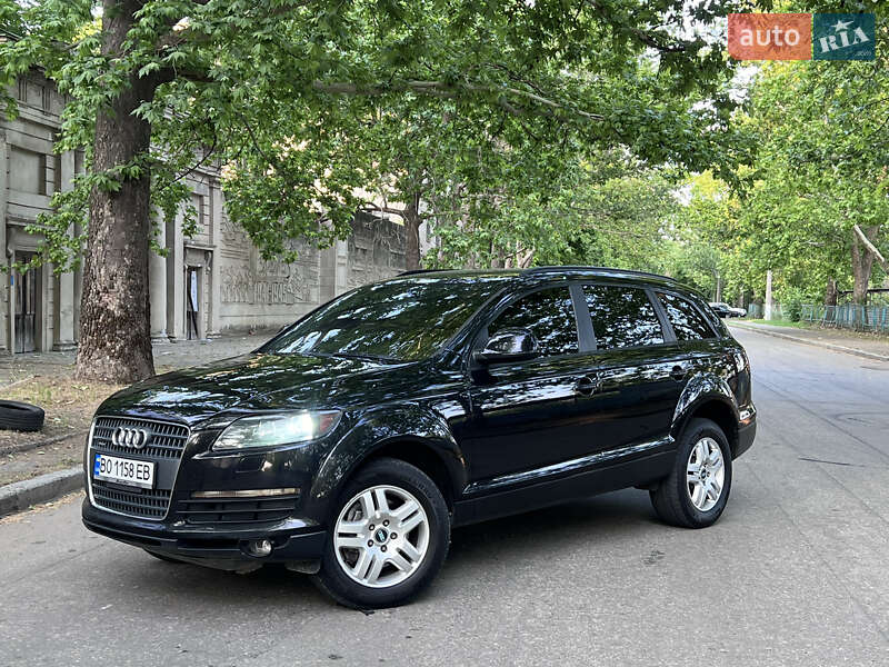 Позашляховик / Кросовер Audi Q7 2007 в Миколаєві