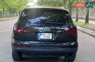 Внедорожник / Кроссовер Audi Q7 2007 в 